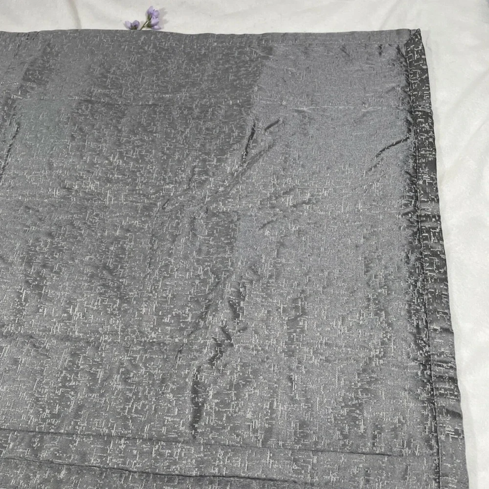 NIB [ 1 Standard ] Quilt Sham for Hotel Collection Classic‎ Embossed Jacquard